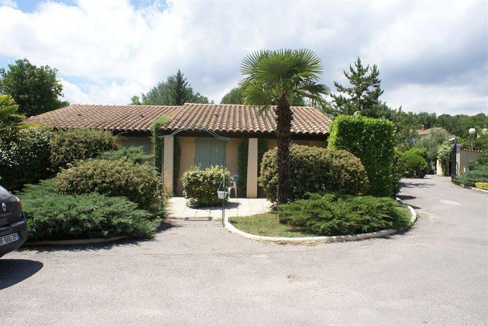 Auberge Des Pins Tourrettes Exterior foto
